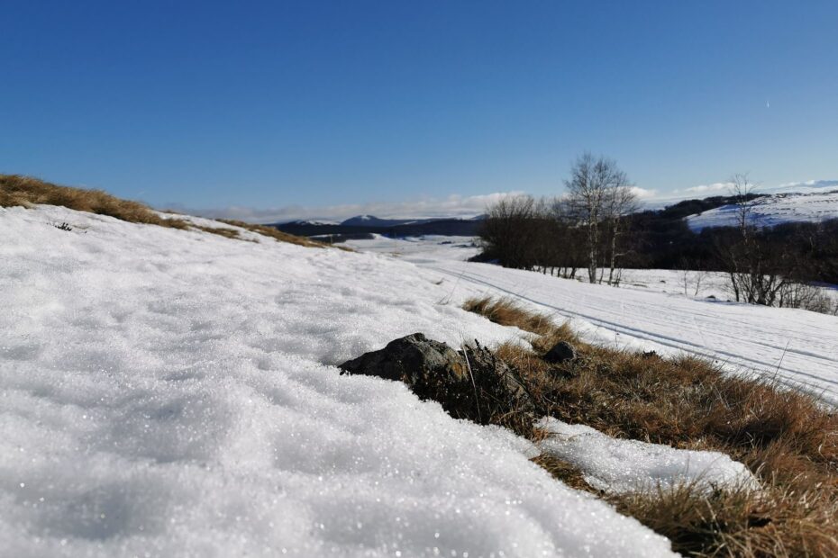 Neige et vu vers Besse