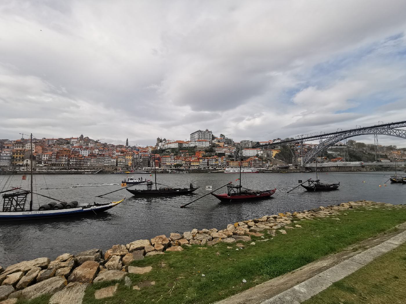 Les barques traditionnelles barcos rabelos