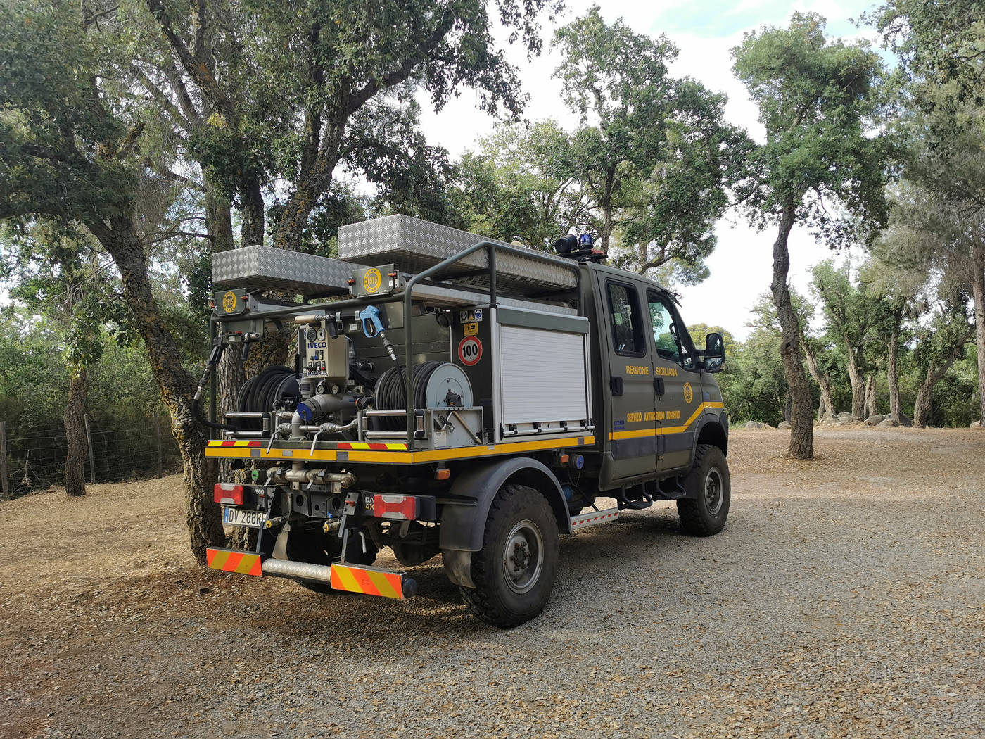 Le camion feu de forêt des gardes forestier