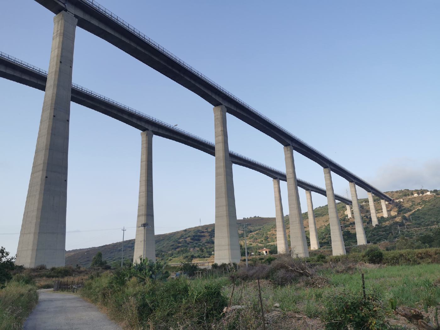 Les viaducs de l'autoroute