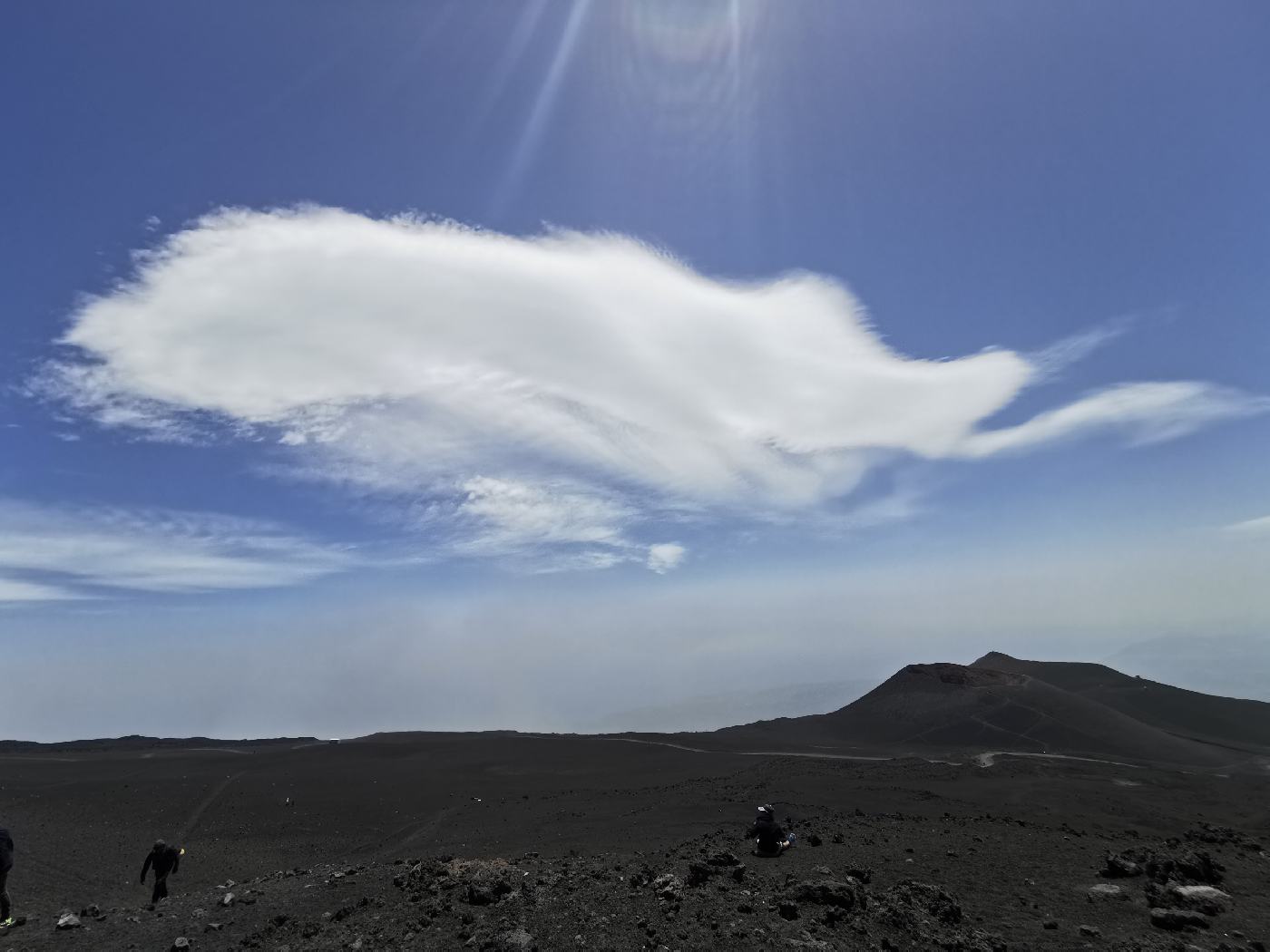 Début de la randonnée, avec un magnifique nuage