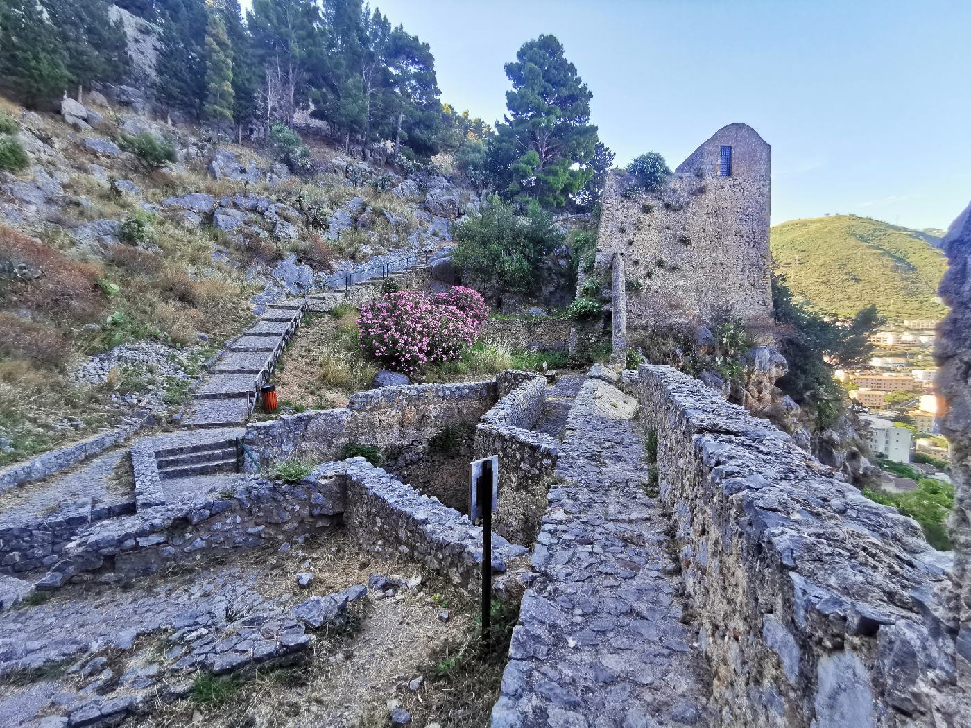 Deuxième porte fortifiée