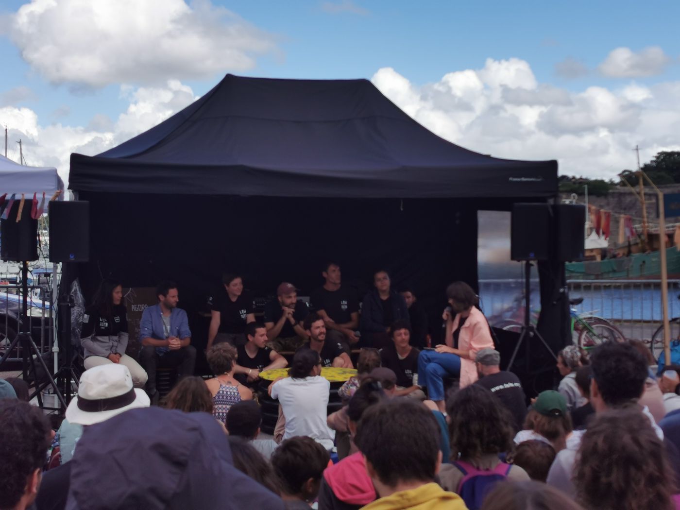 Conférence juste après l'arrivée du Nomade des mer