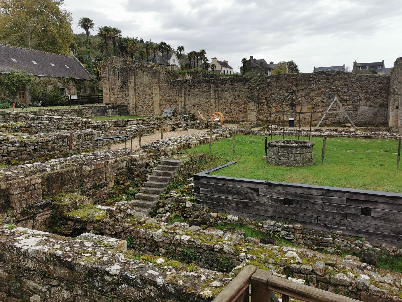 Ruines et puie