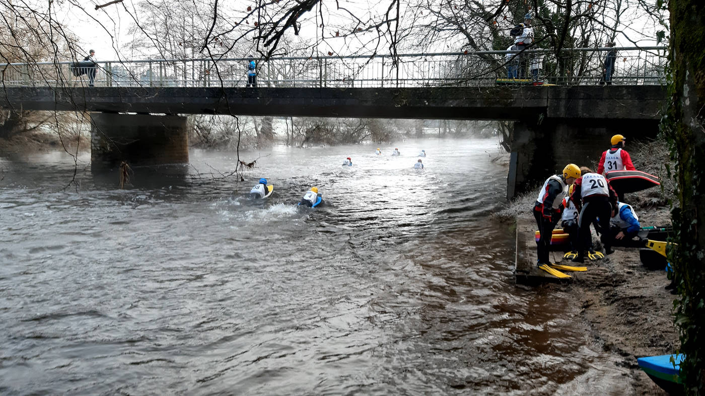 L'échauffement sous le pont du départ