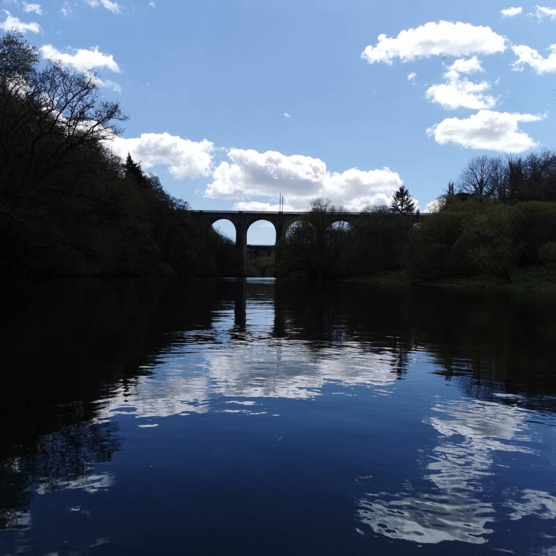 Le pont de chemin de fer