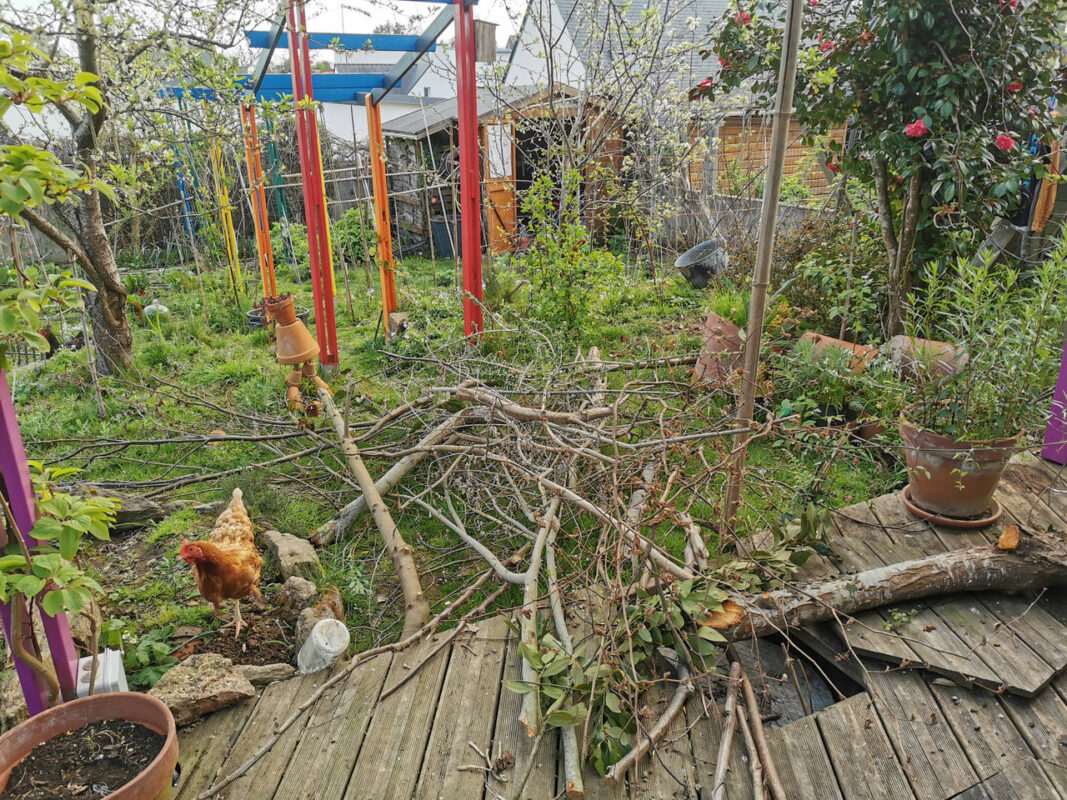 Bois à couper et à tailler pour le compost