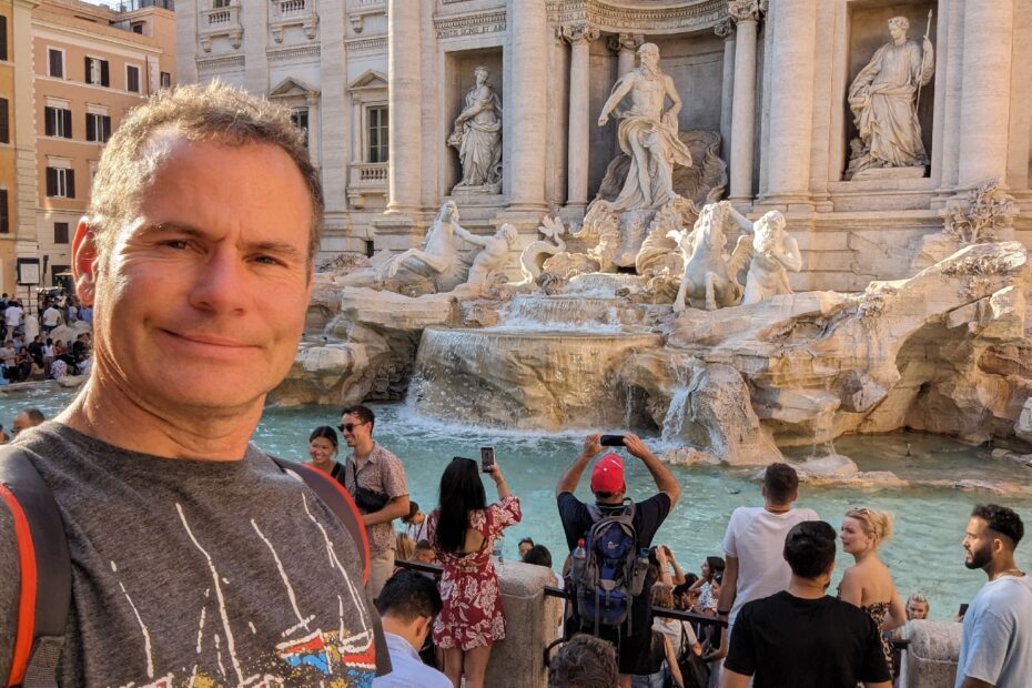 Bertrand devant la Fontaine de Trevi