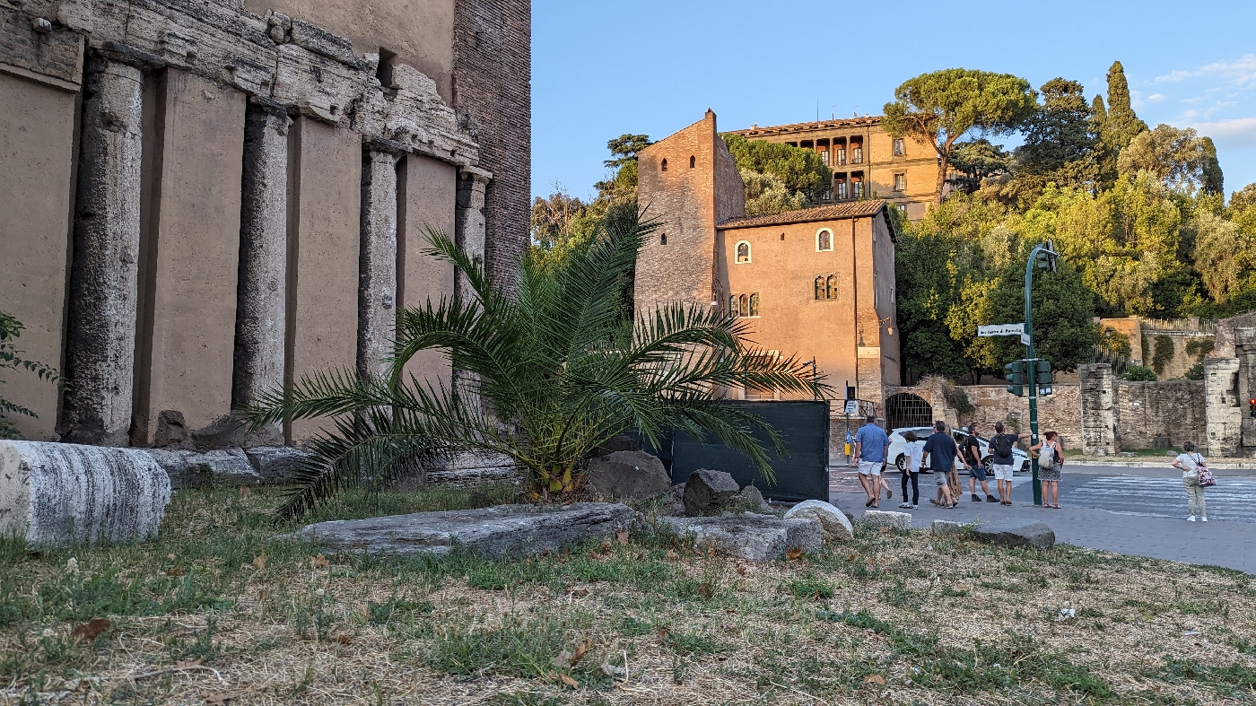 Casina dei Pierleoni et Musée du Capitole derrière