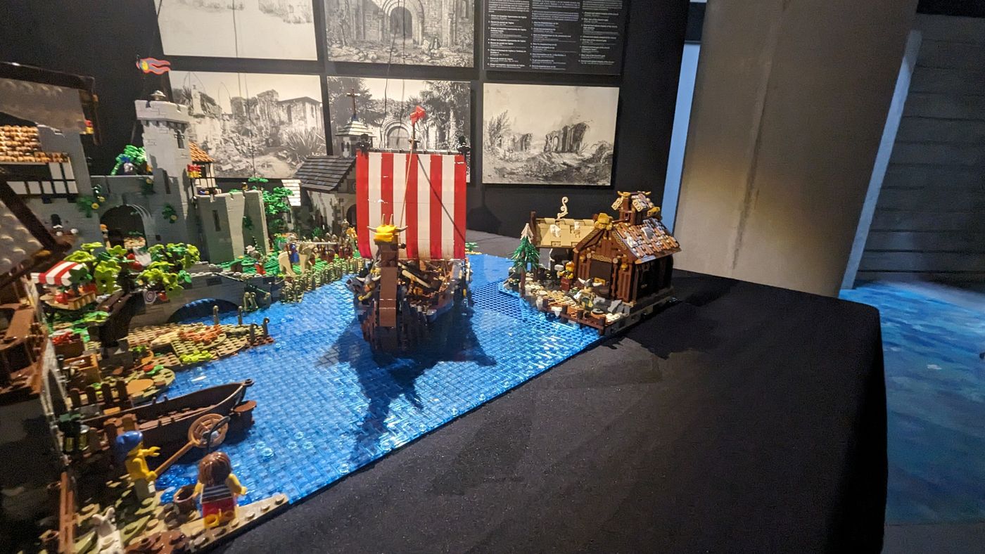 Ajout d'un bout du village Viking