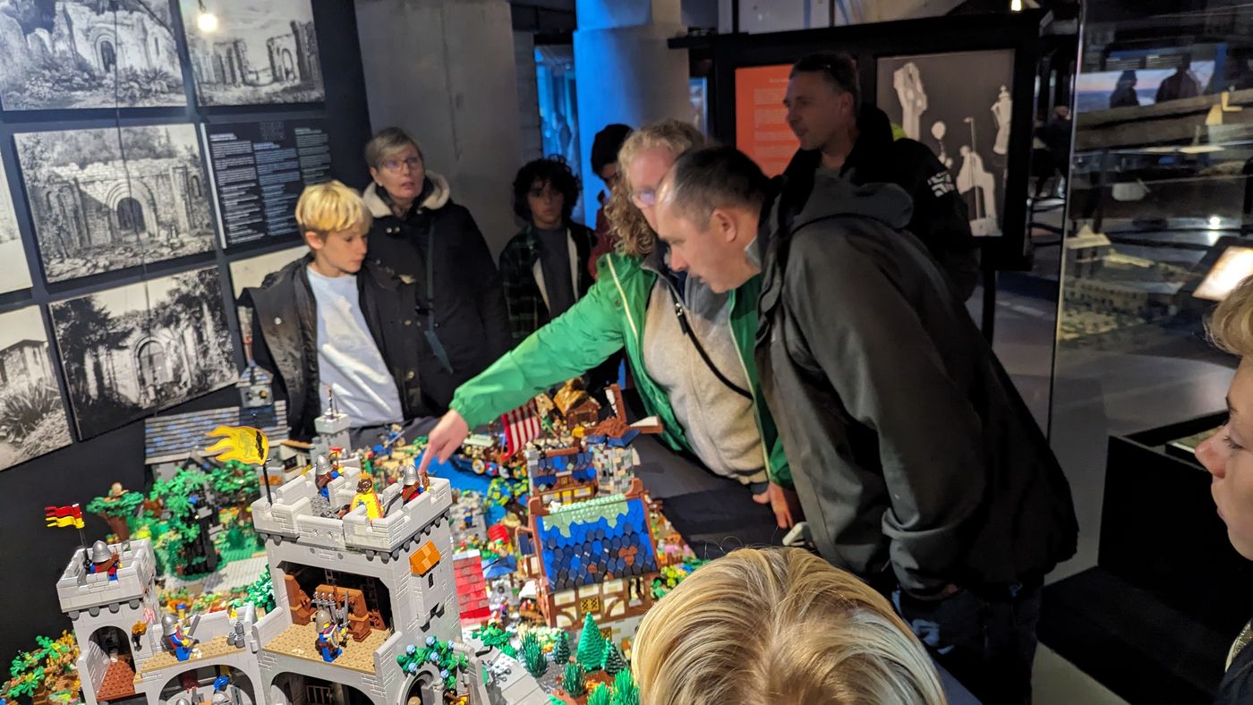 Le public non stop devant ma création