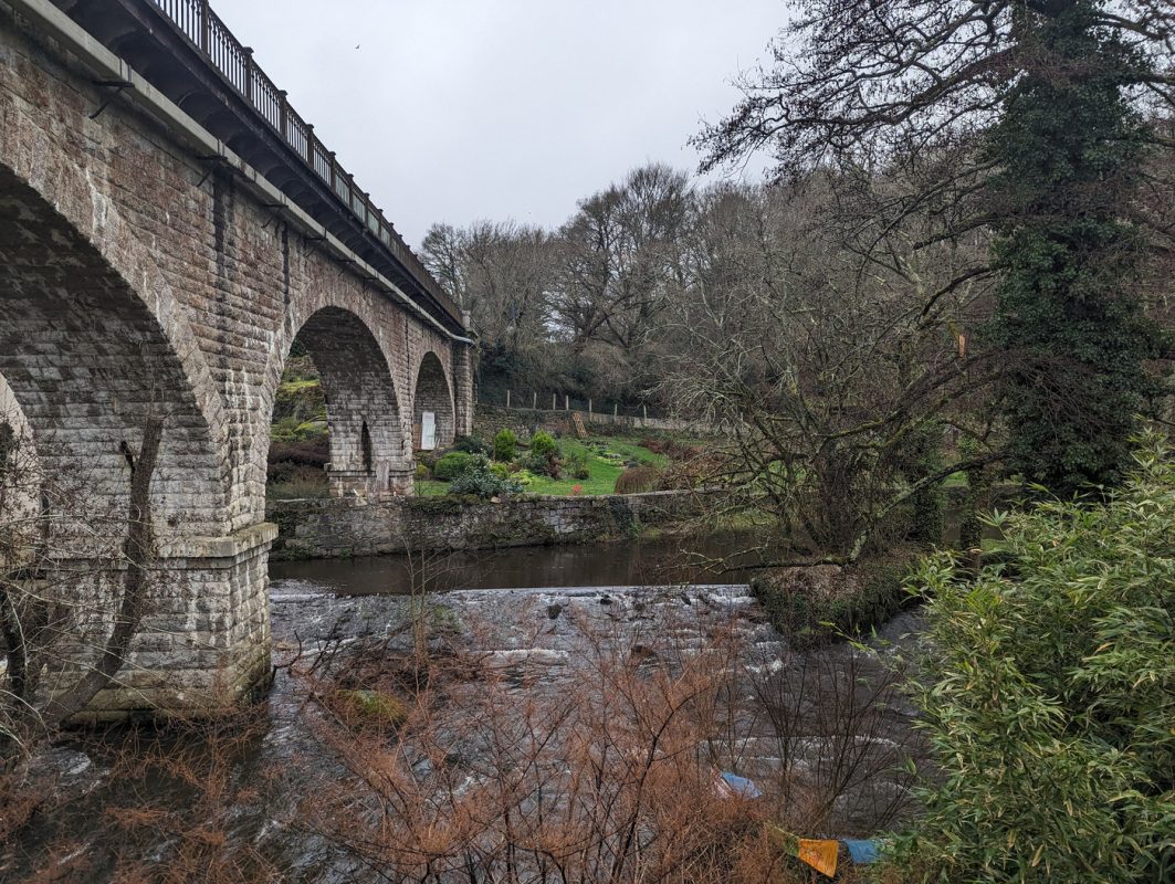 Rendez-vous sous le pont pour avoir une premier visuel