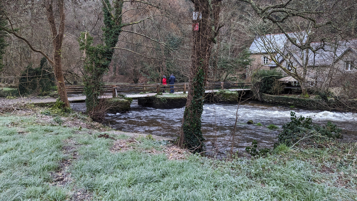 L'aven sous le givre du samedi matin