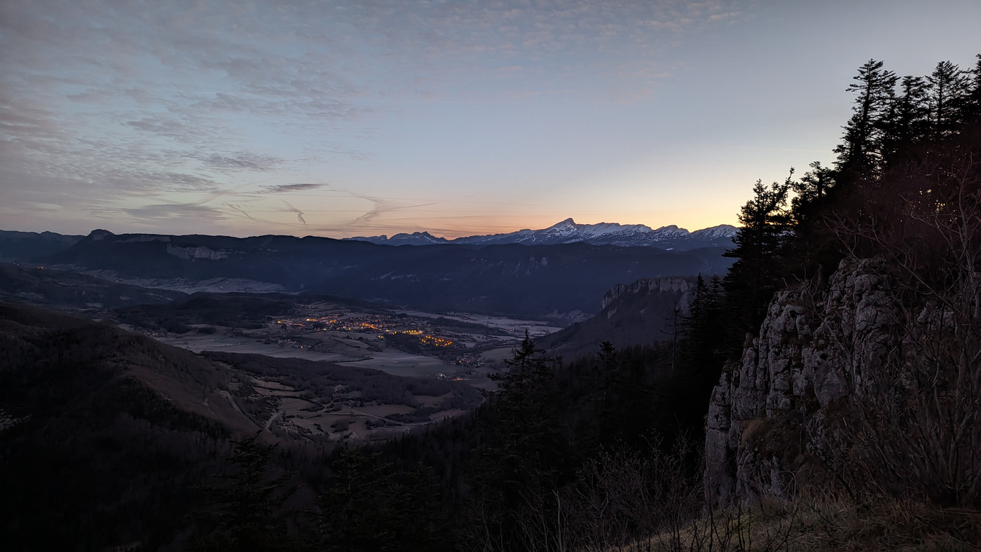 Lever de soleil sur le parc naturel régional du Vercors