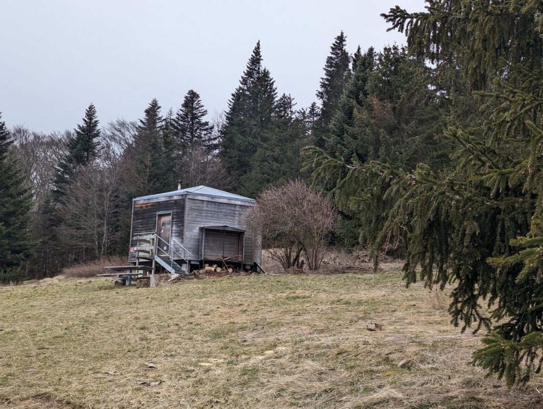 Mais quel est ce beau bâtiment perdu