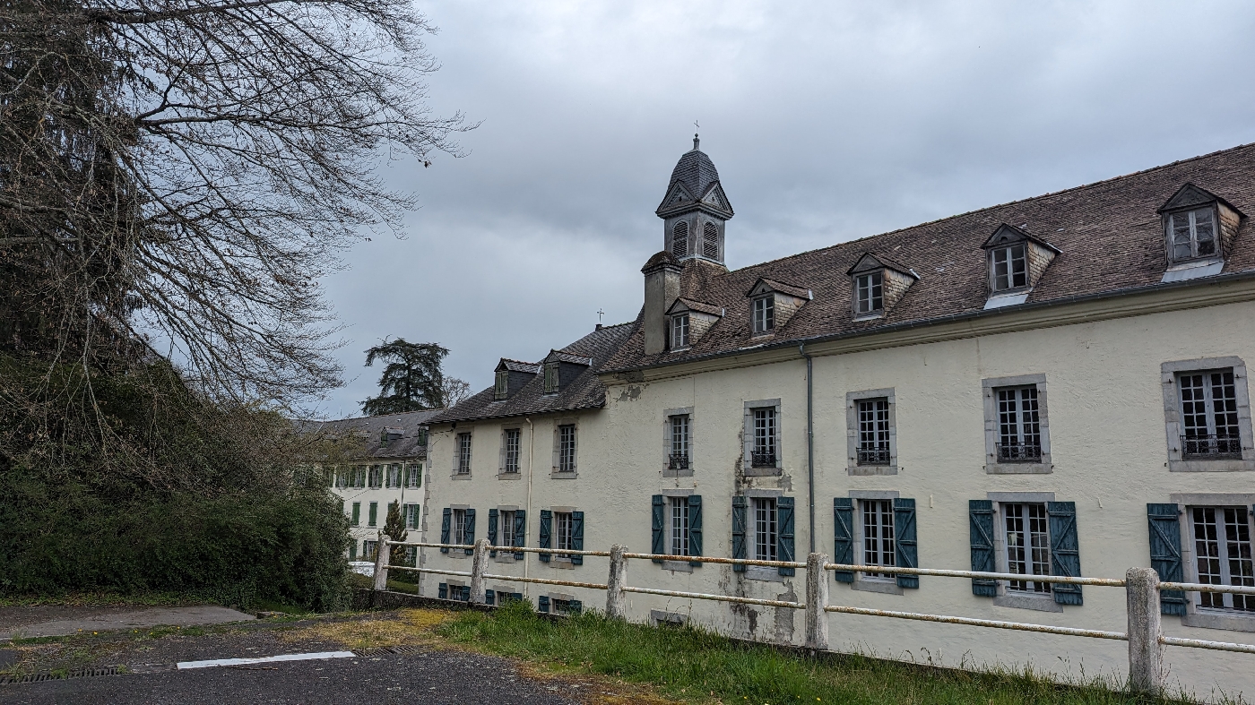 Ancienne école à Lestelle-Bétharram