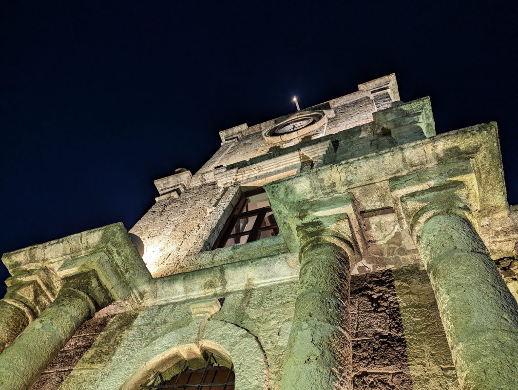 Tours de l'horloge.