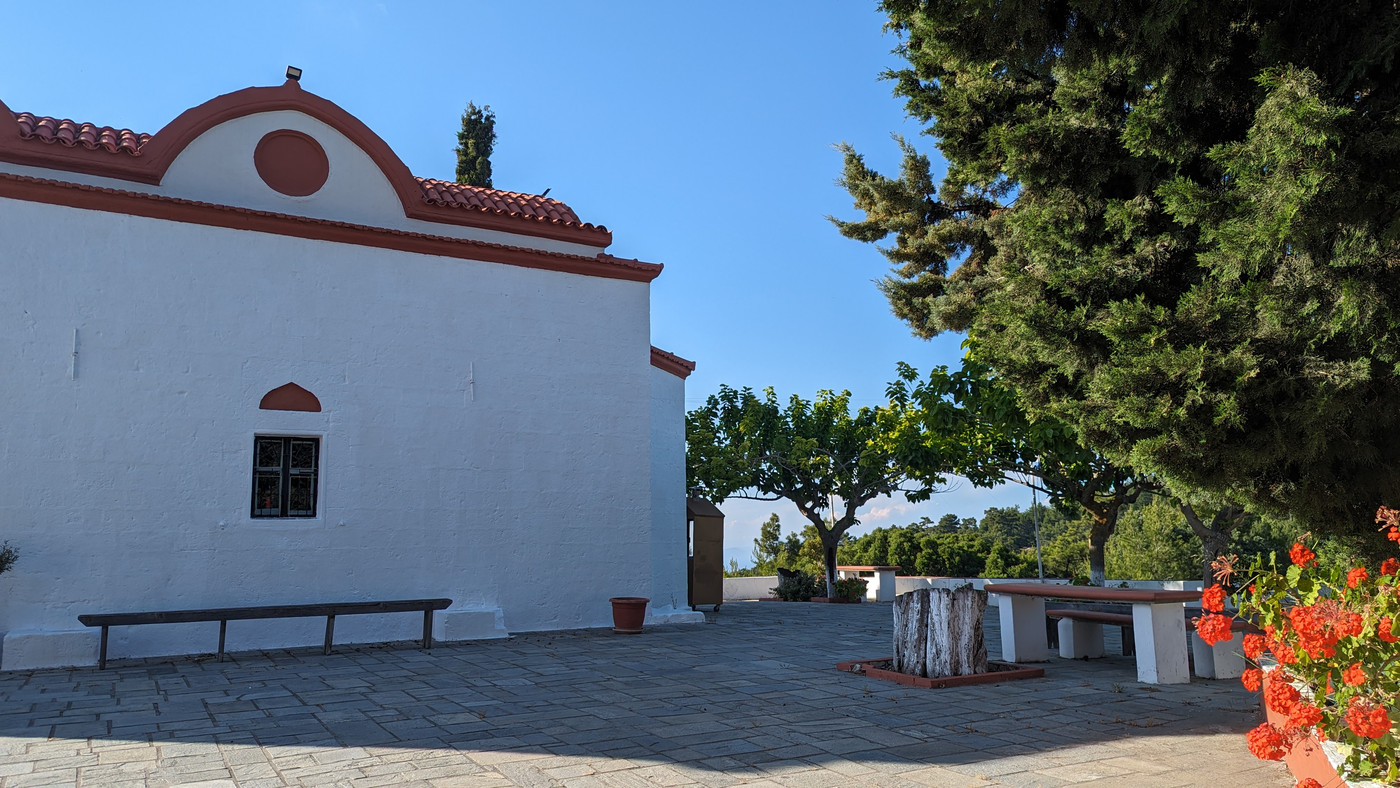 Monastère au bout de la vallée