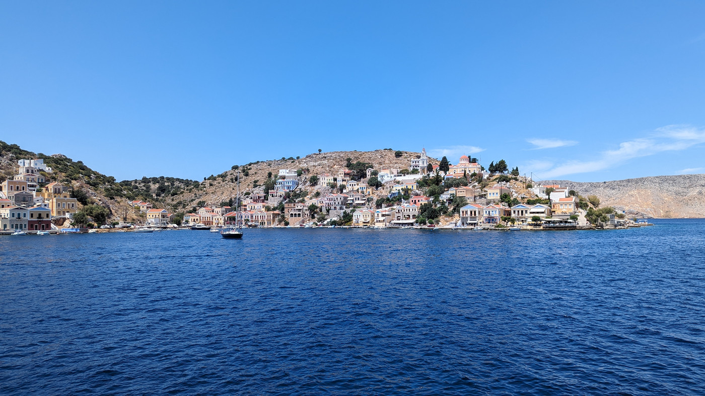 Arrivée à Symi