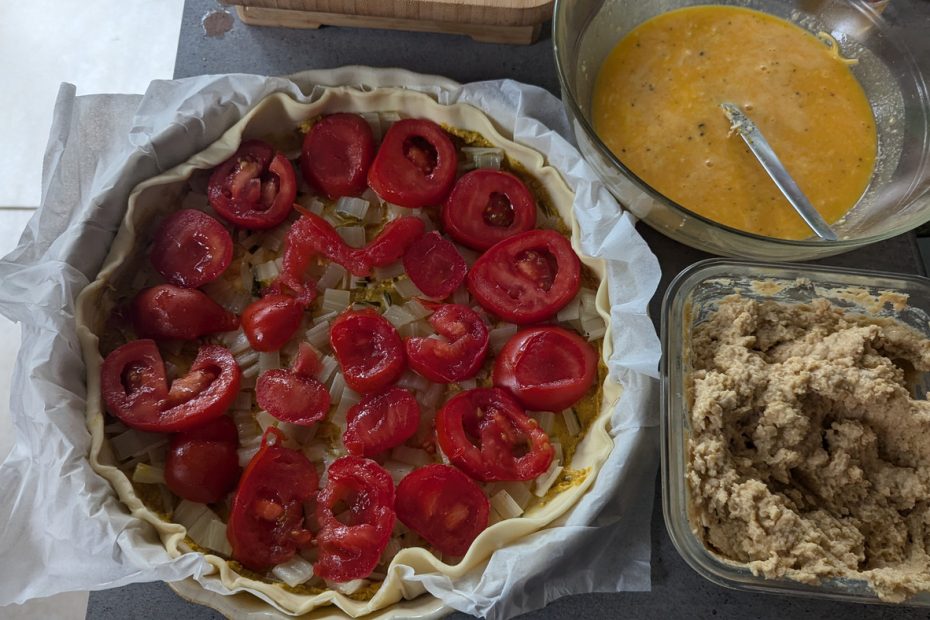 Préparation tarte aux tomates