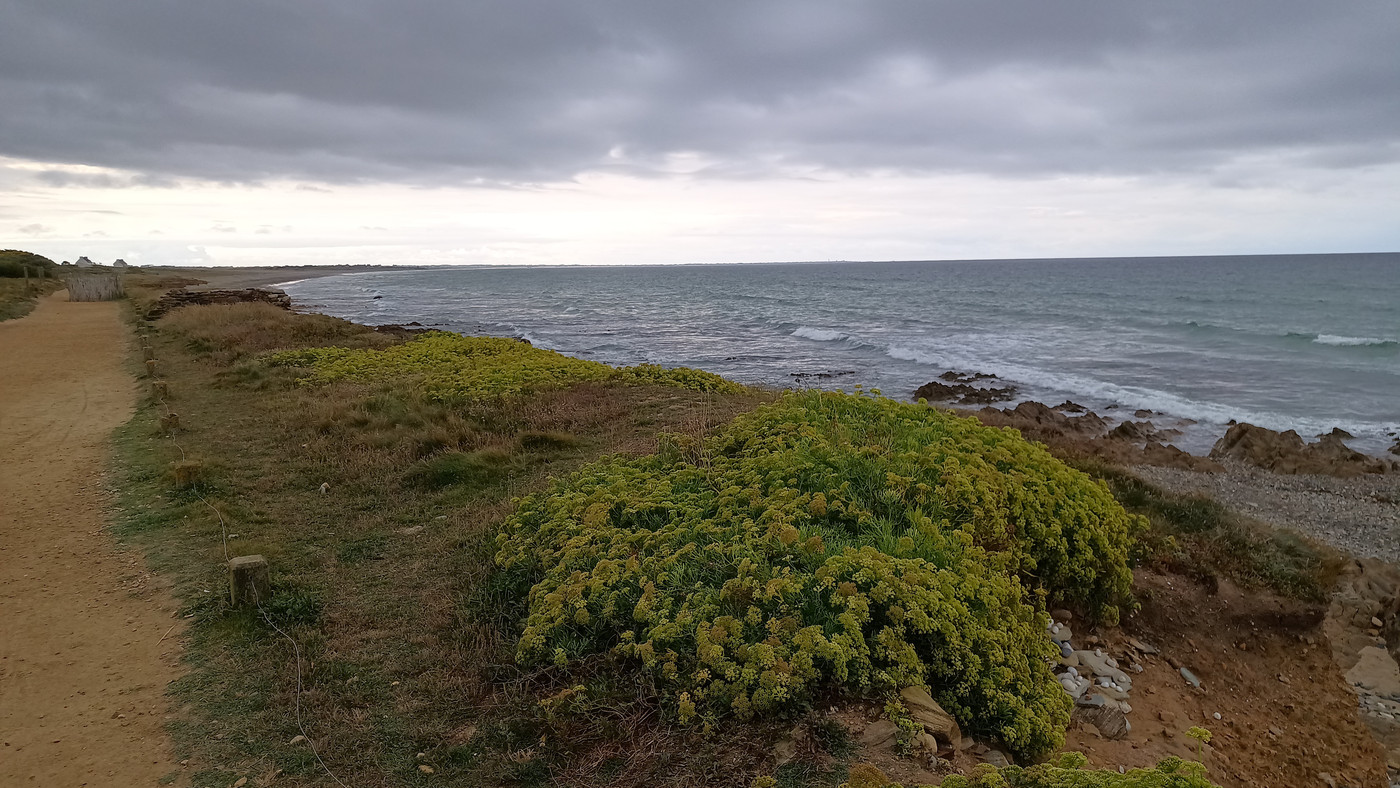 Le front de mer et le coup de vent qui arrive.