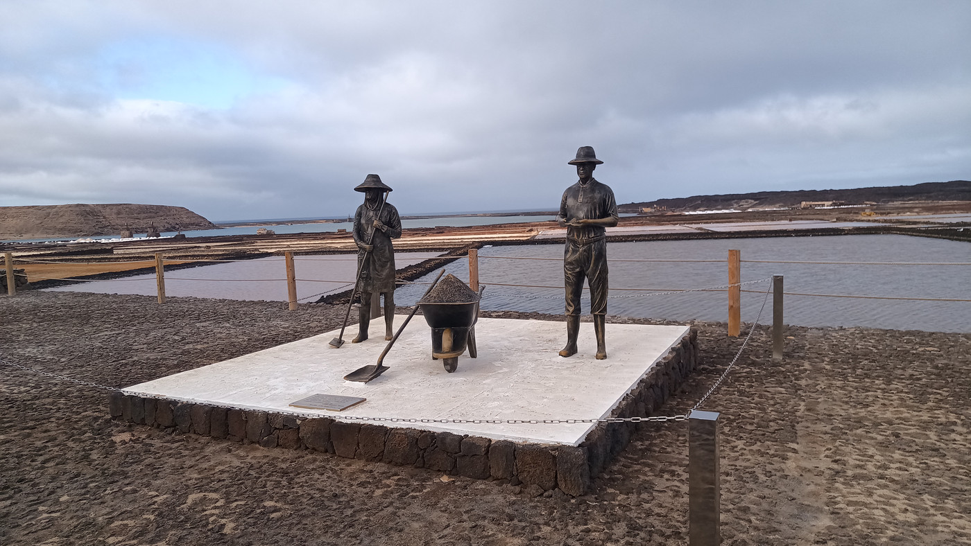Statues des ramasseur de sel