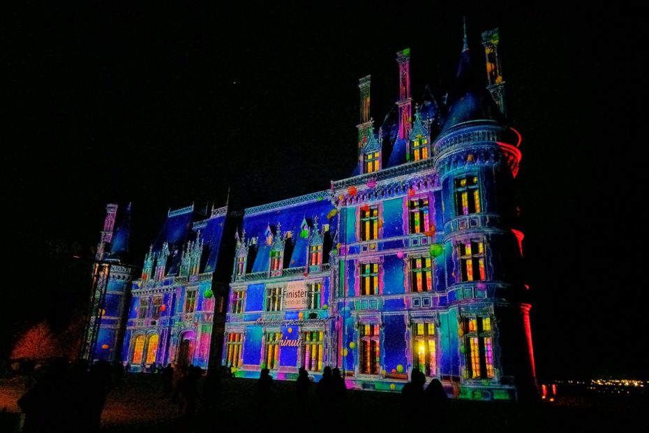 Le château de Trévarez illuminé