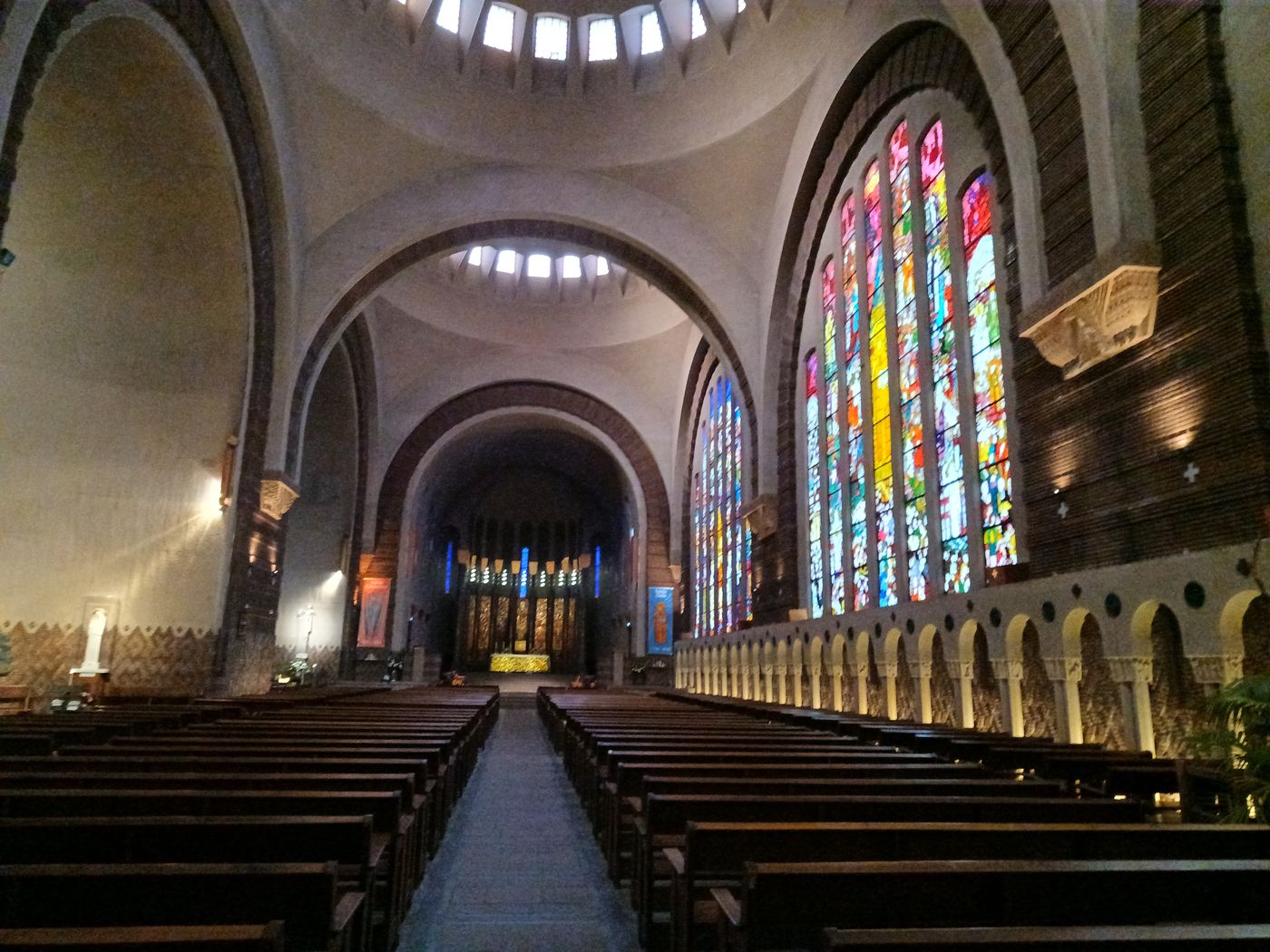 L'intérieur de l'église Sainte-Odile