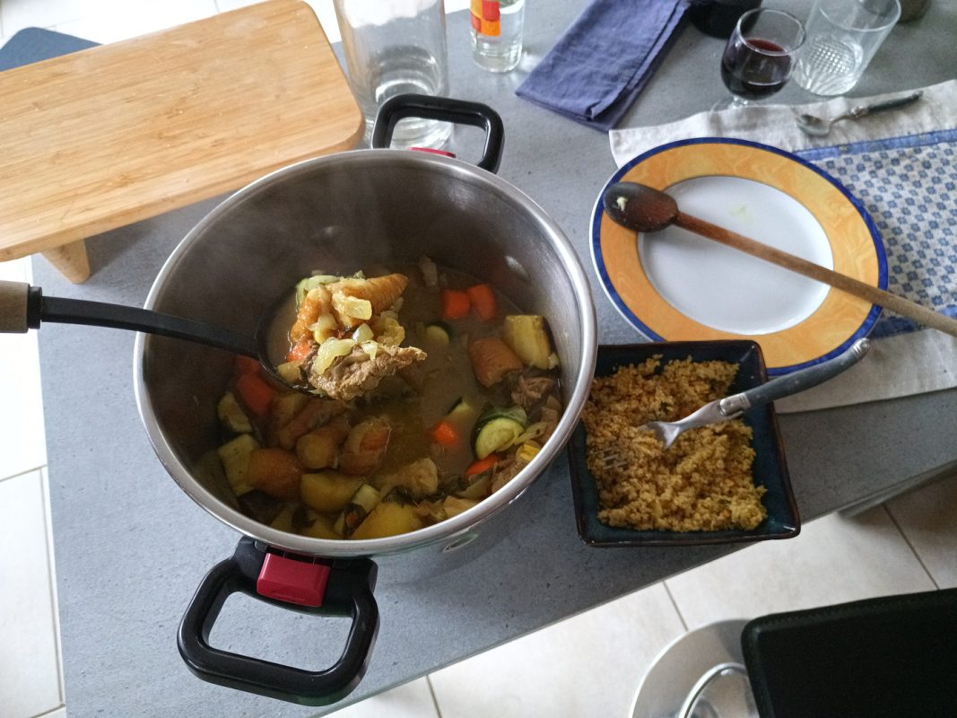 Mauvais temps : Colombo d'agneaux à la cuisinière à bois