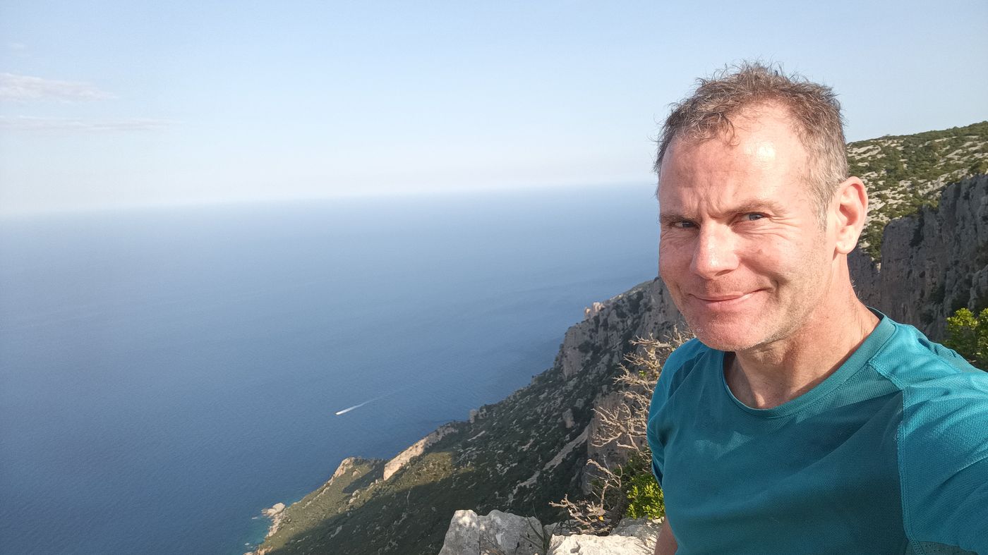 Au bord de la falaise de 5 ou 600m !