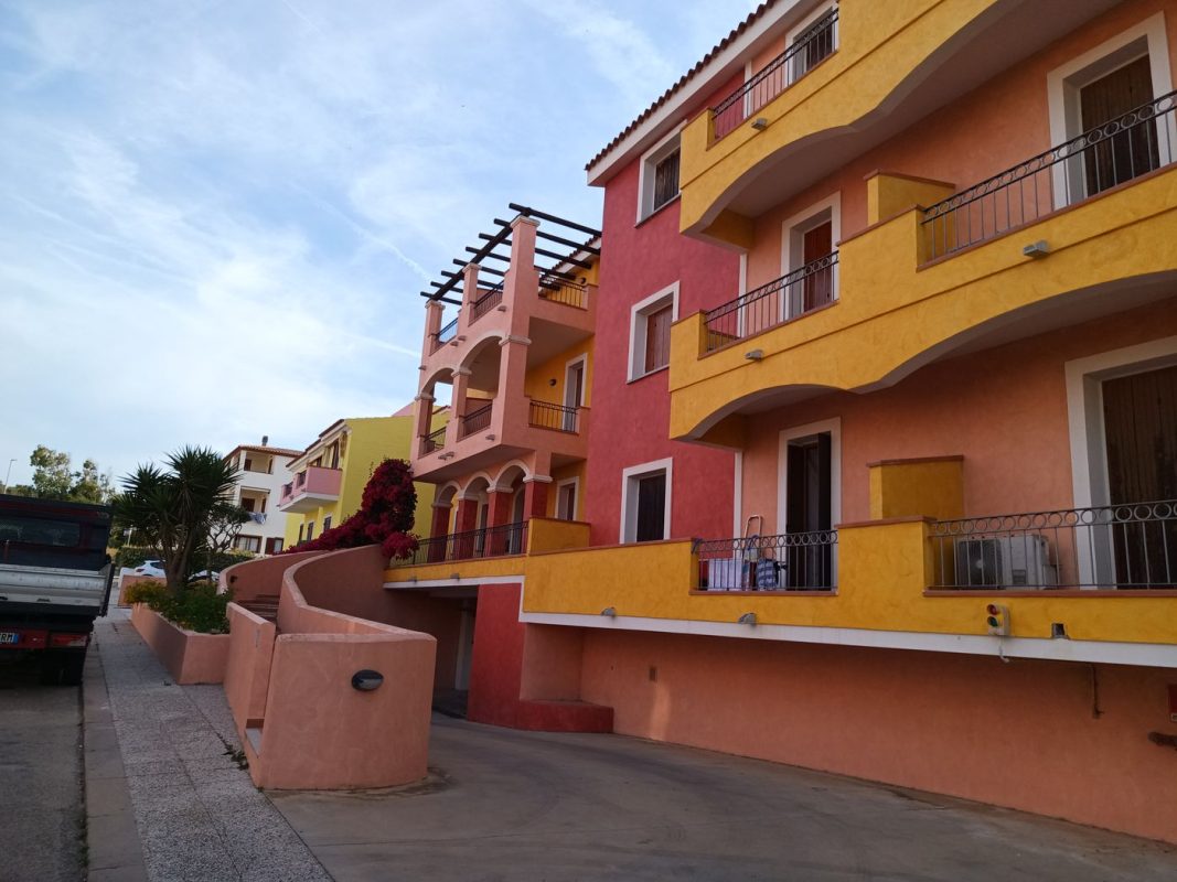 Les immeubles, joyeux