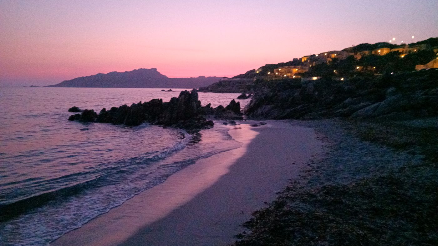 Fin du 1er jours des 50 ans en bord de plage