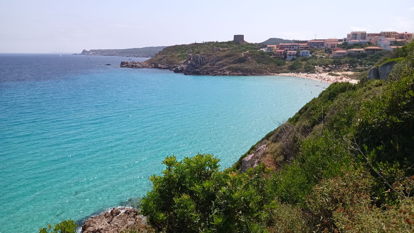 Arrivé en ville et à la plage bleu