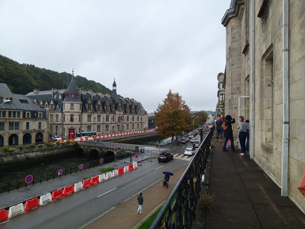 Balcon du musée et préfecture