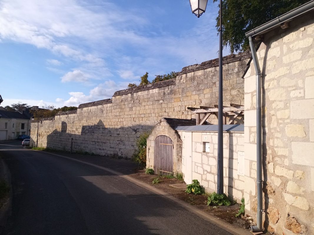 Rampart et maisons adossées