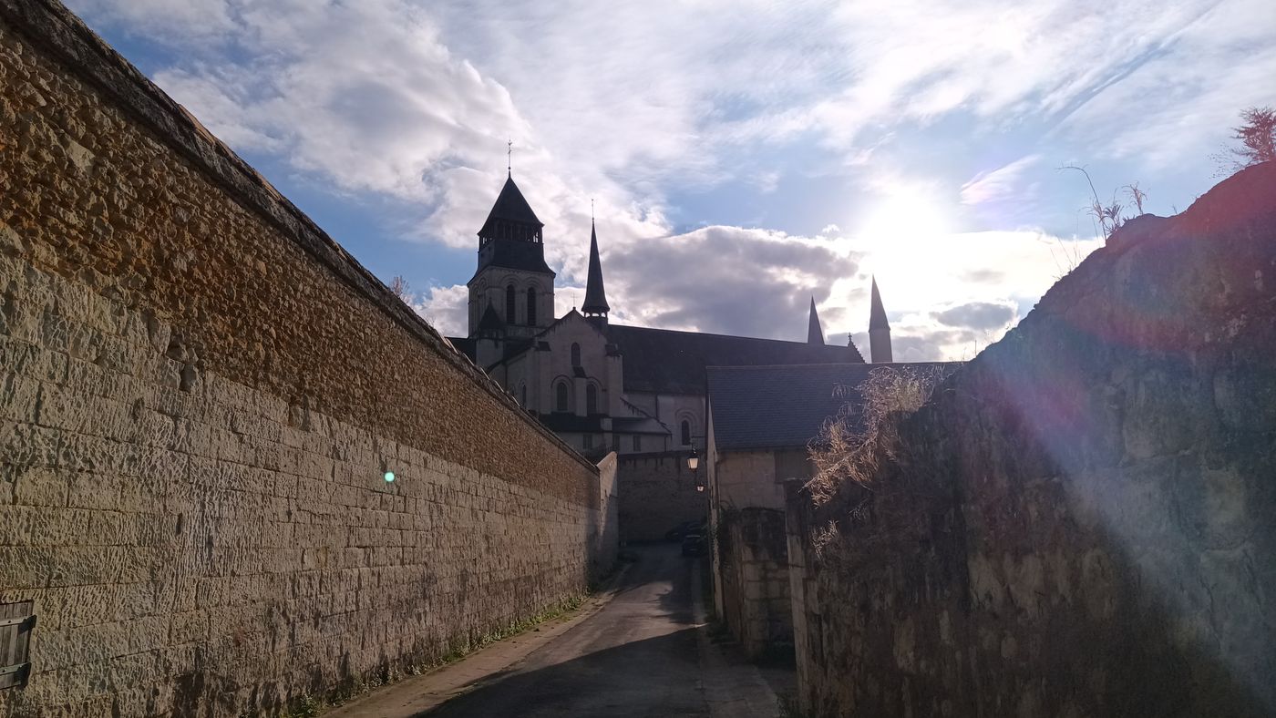 Retour par des petites rue en contrebas de l'Abbaye