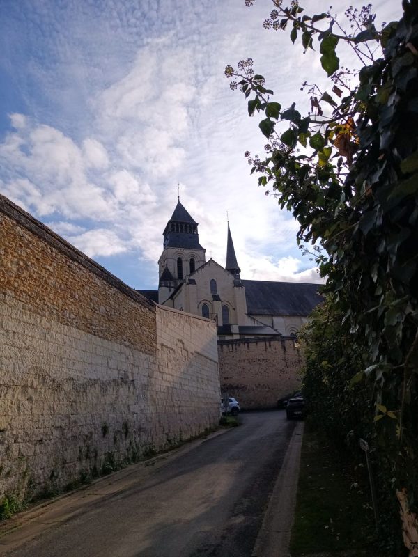 Retour par des petites rue en contrebas de l'Abbaye