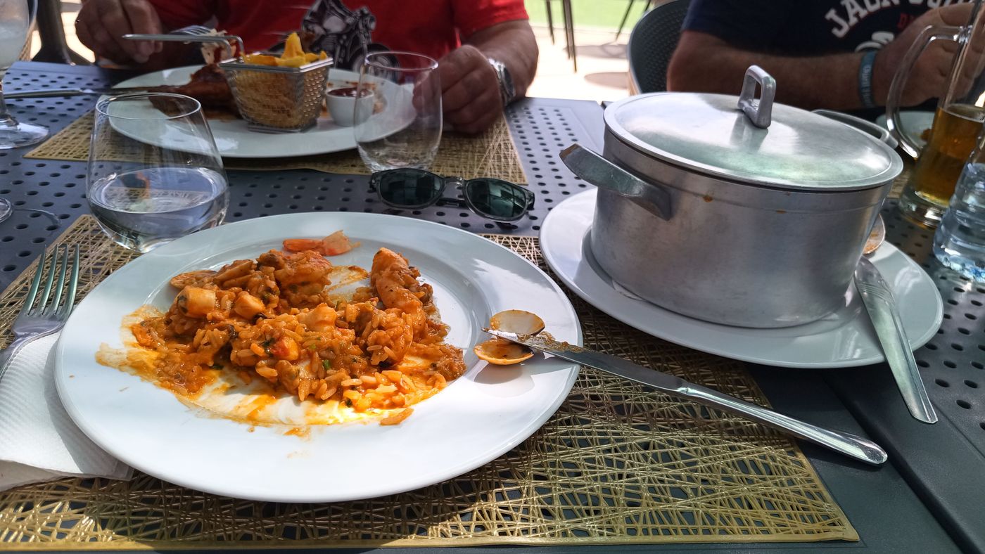 Le riz au fruit de met, délicieux, mais quelle marmite pour une seul personne !