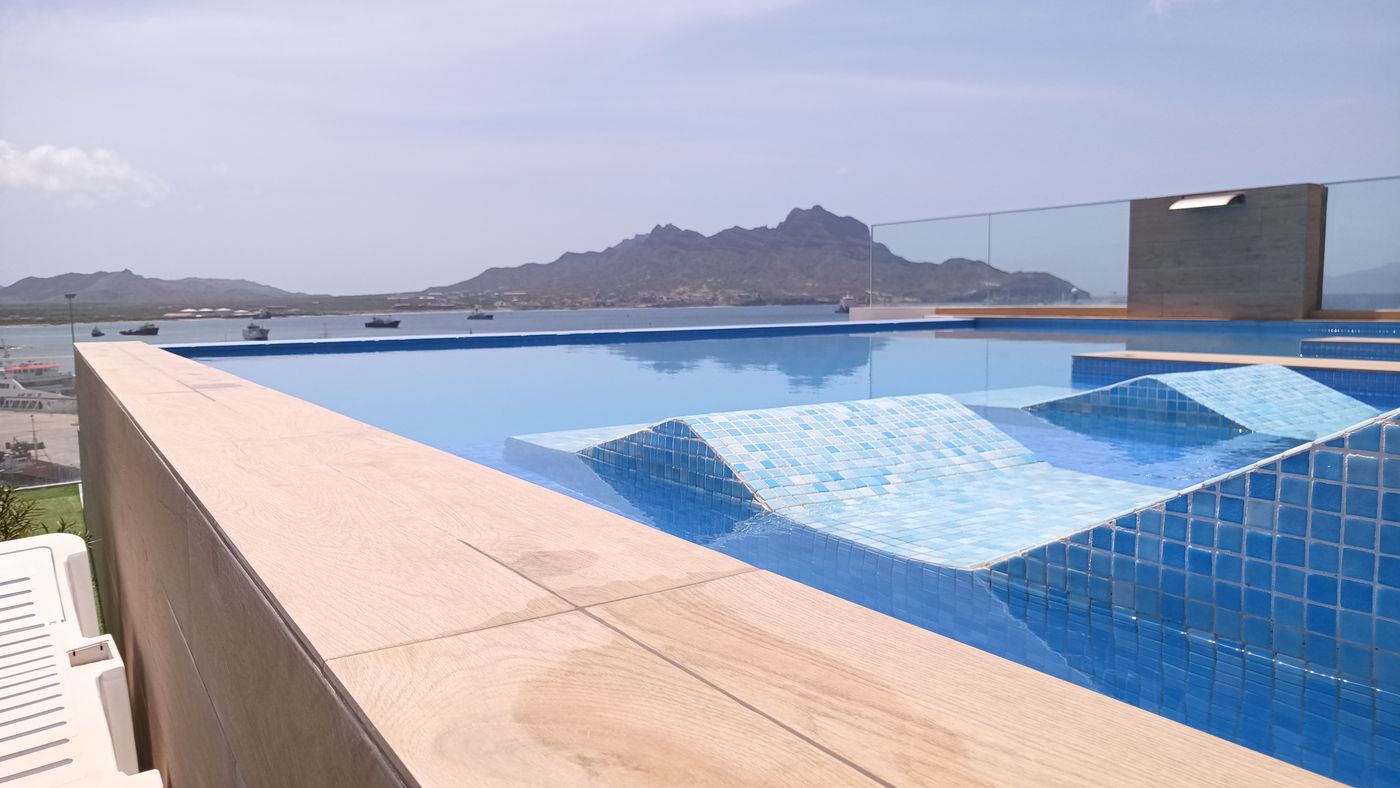 La piscine au 6ème étage