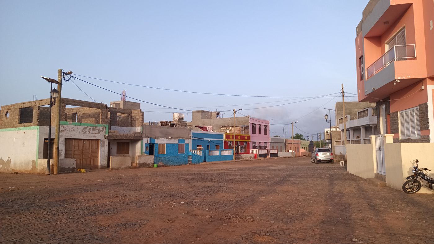 La place bien colorée