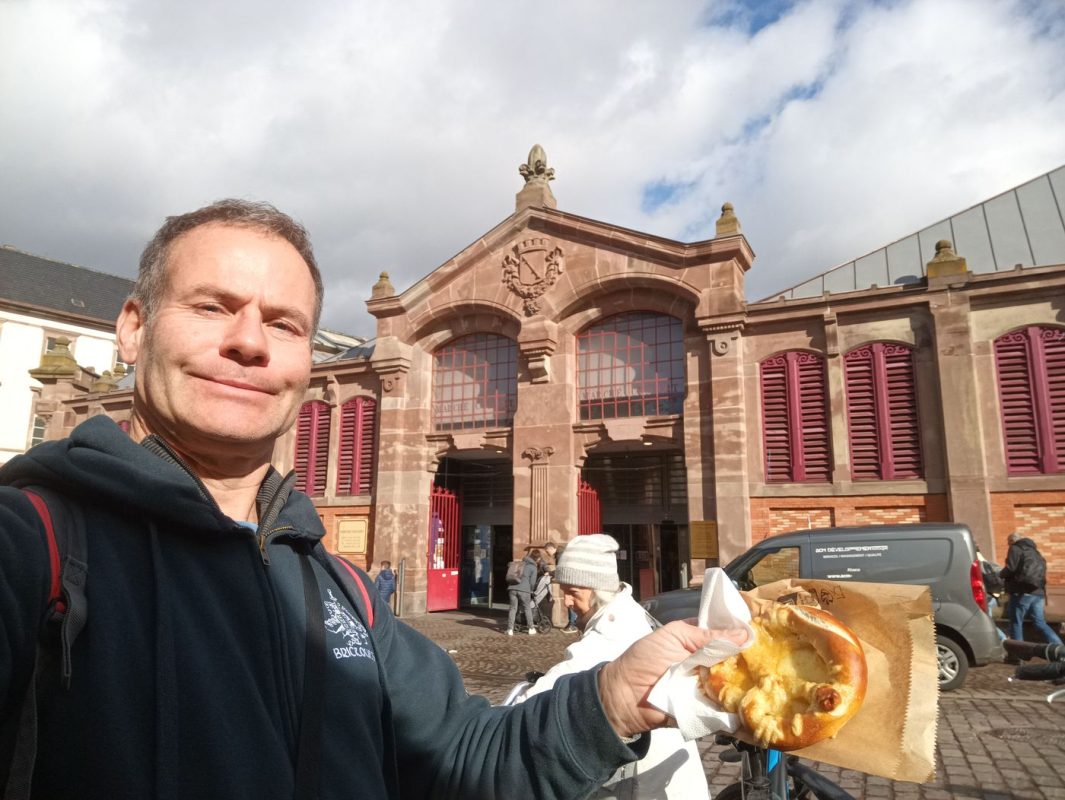 Petite collation : une Bretzel au Munster