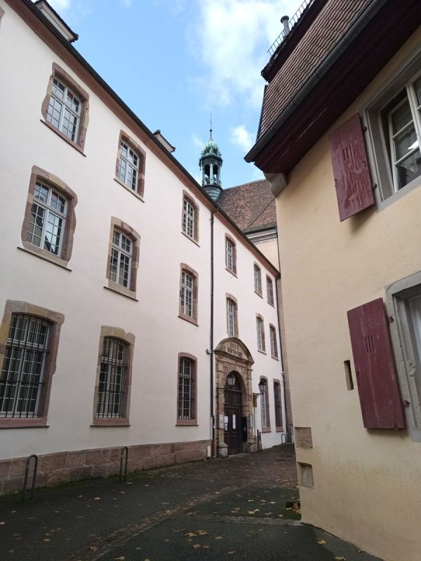 Lycée Bartholdi, ancien Collège Royal et Chapelle Saint-Pierre