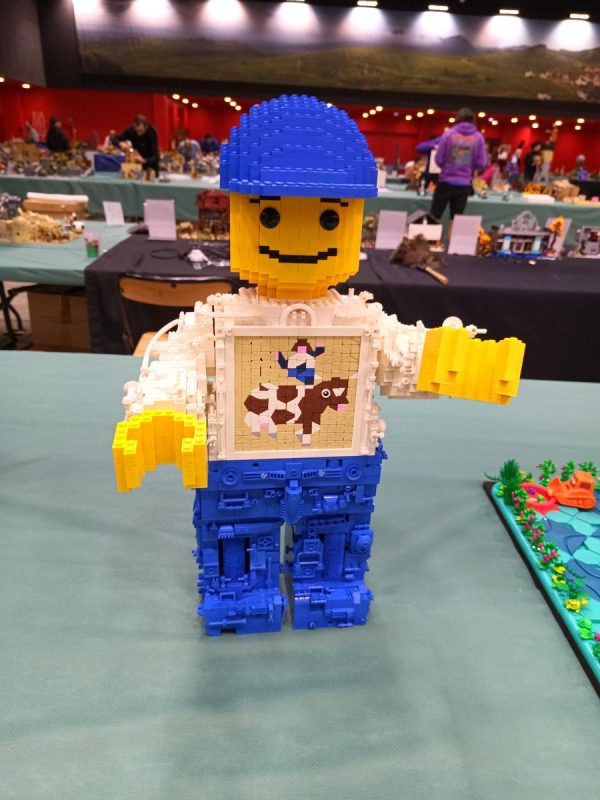 Maxi figurine motorisé