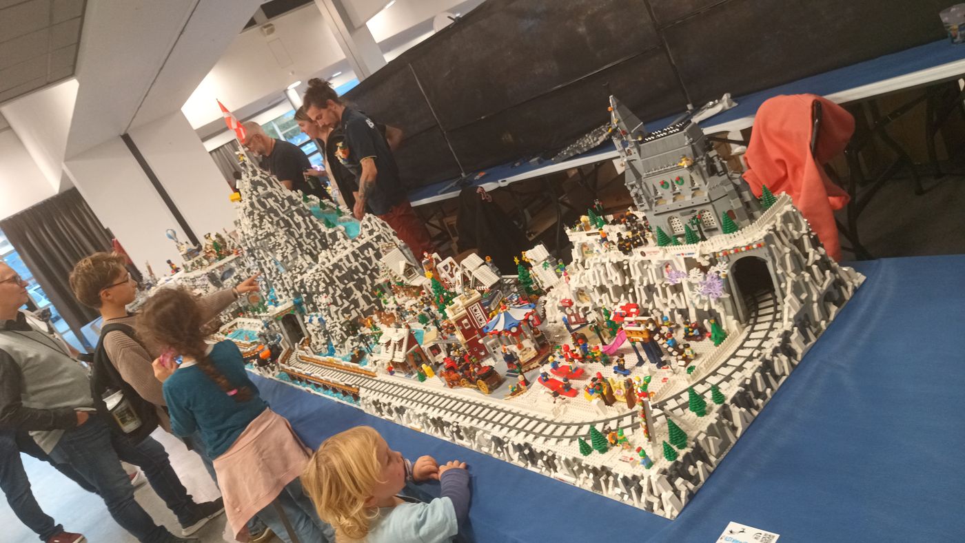 Les montagnes à Noël, toutes animées et motorisées