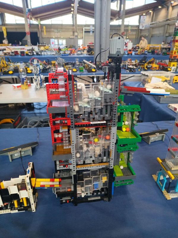 Un module de GBB qui fait monter, avancer, tomber des billes