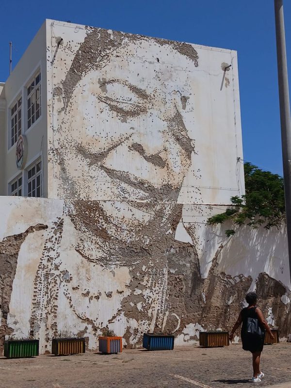 Périrait au burin (ou à la carabine ?)