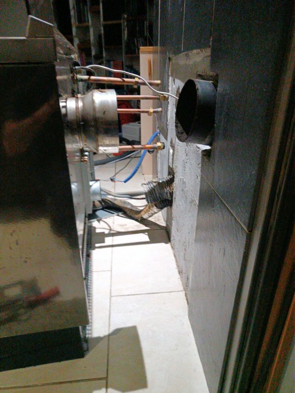 Même le conduit est à remettre