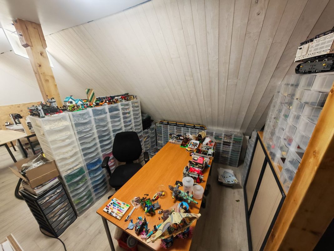 Nouvel aménagement en U de l'espace création./construction