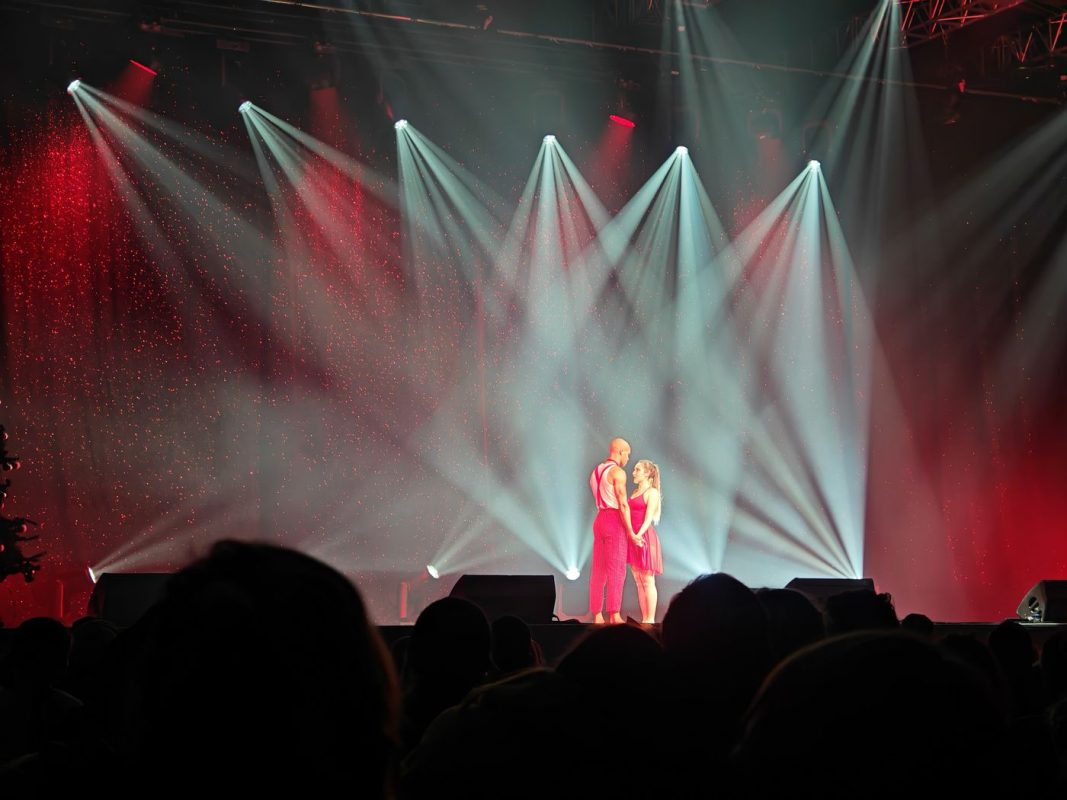 Les danseurs très moyen, même au ruban ou à la barre aérienne