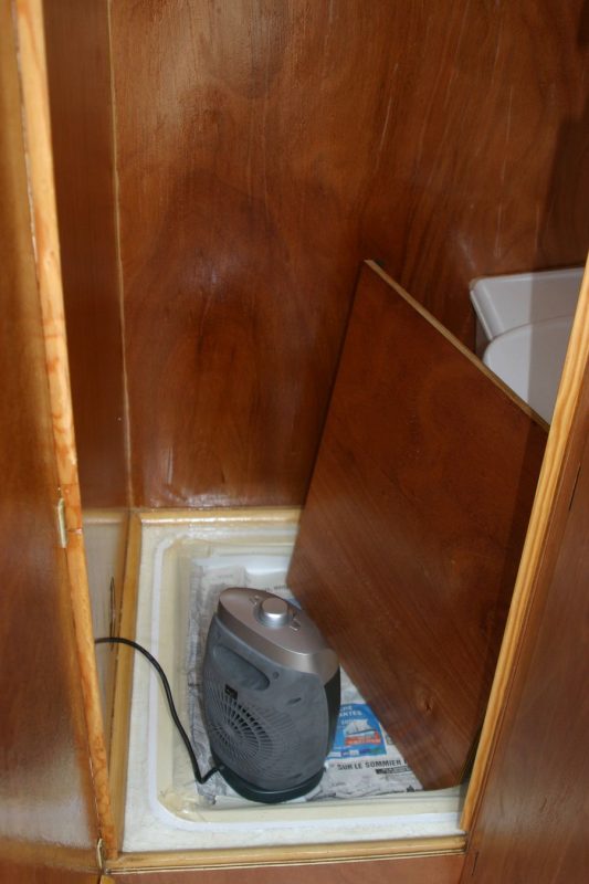 03/05/08 : Chauffage de la peinture Epoxy de la douche